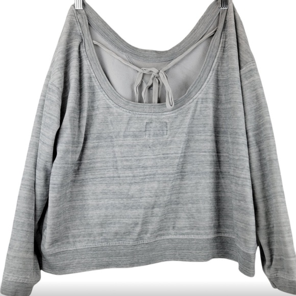 Juicy Couture vintage scoop neck - Picture 3 of 6